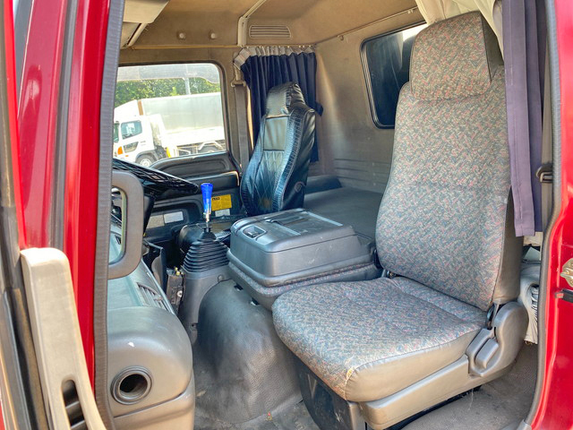 いすゞフォワードダンプ中型（4t）[写真29]