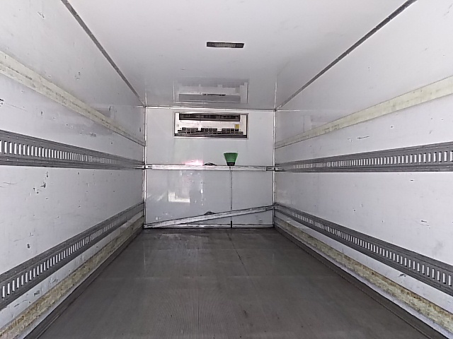 いすゞフォワード冷凍車（冷蔵車）中型（4t）[写真10]