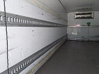 いすゞフォワード冷凍車（冷蔵車）中型（4t）[写真12]