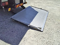 いすゞフォワード冷凍車（冷蔵車）中型（4t）[写真16]