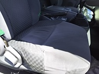 いすゞフォワード冷凍車（冷蔵車）中型（4t）[写真30]