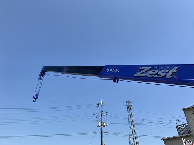 三菱ふそうファイターセルフクレーン3段中型（4t）[写真12]