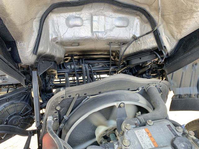 三菱ふそうファイターセルフクレーン3段中型（4t）[写真30]