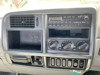 三菱ふそうファイターセルフクレーン3段中型（4t）[写真39]