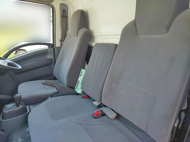 いすゞエルフアルミバン小型（2t・3t）[写真31]