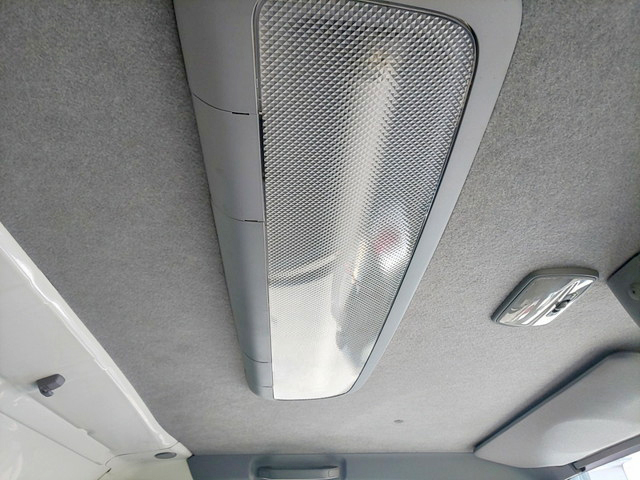 いすゞエルフアルミバン小型（2t・3t）[写真34]