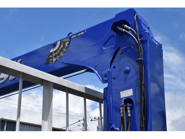 いすゞフォワードクレーン3段中型（4t）[写真14]