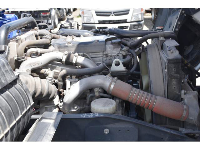 いすゞフォワードクレーン3段中型（4t）[写真22]