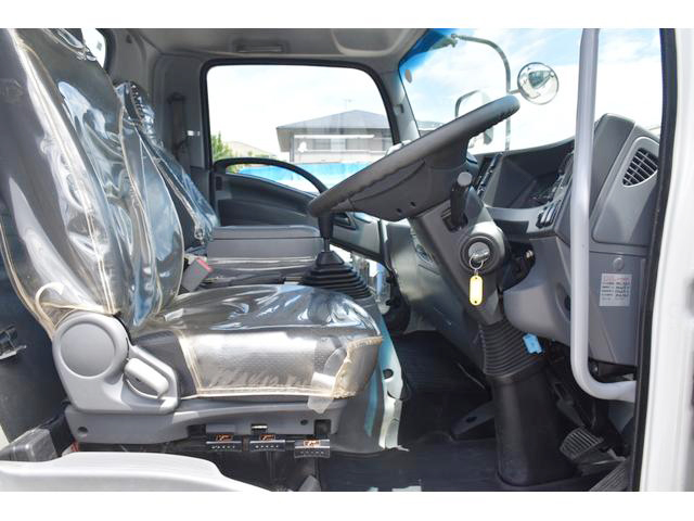 いすゞフォワードクレーン3段中型（4t）[写真27]