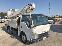 いすゞエルフ高所作業車小型（2t・3t）[写真03]