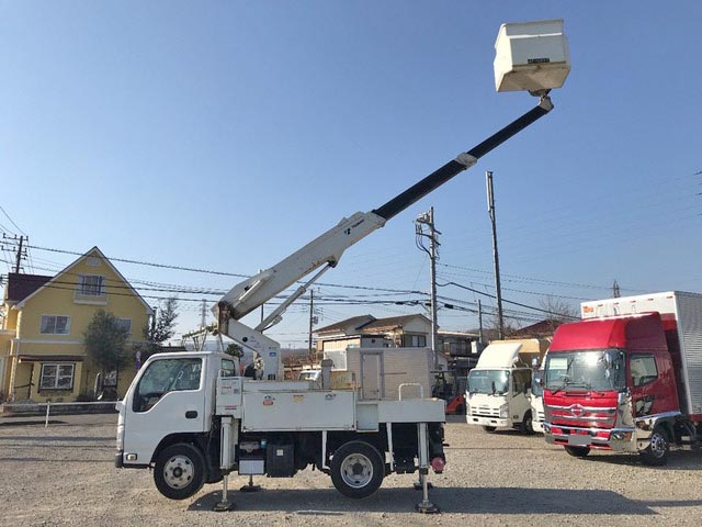 いすゞエルフ高所作業車小型（2t・3t）[写真08]