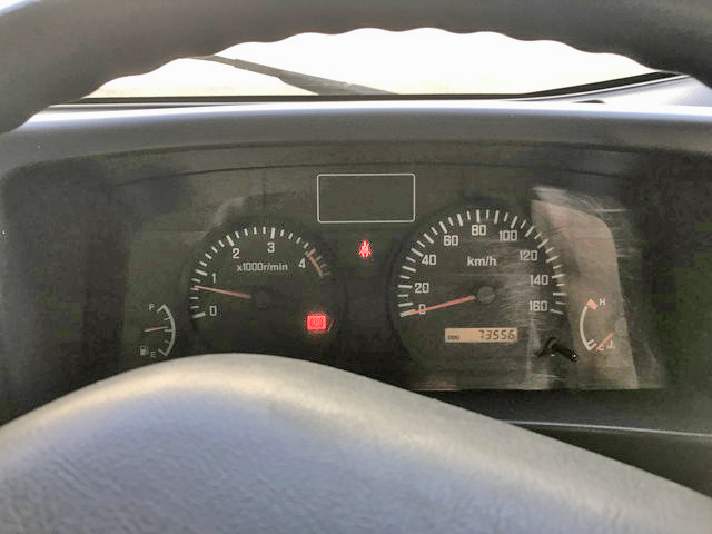 いすゞエルフ平ボディ小型（2t・3t）[写真17]