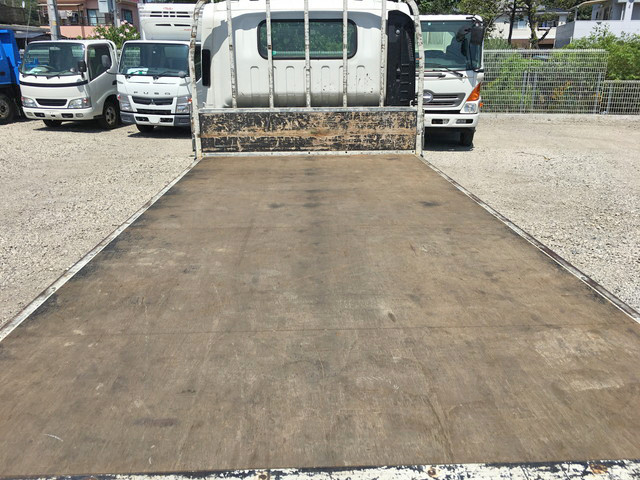 いすゞエルフ平ボディ小型（2t・3t）[写真14]