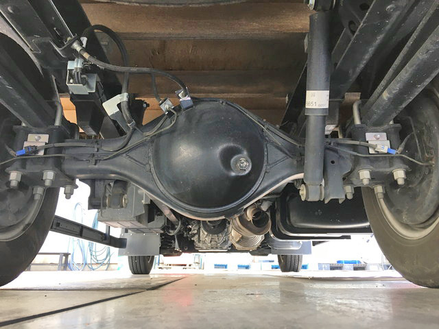 いすゞエルフ平ボディ小型（2t・3t）[写真21]