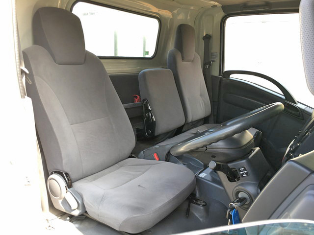 いすゞエルフ平ボディ小型（2t・3t）[写真29]