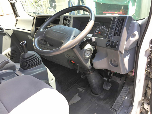 いすゞエルフ平ボディ小型（2t・3t）[写真30]