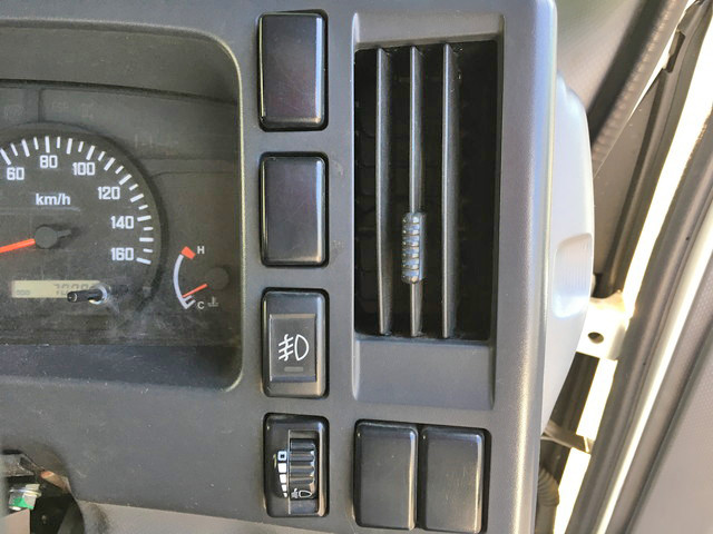 いすゞエルフ平ボディ小型（2t・3t）[写真36]