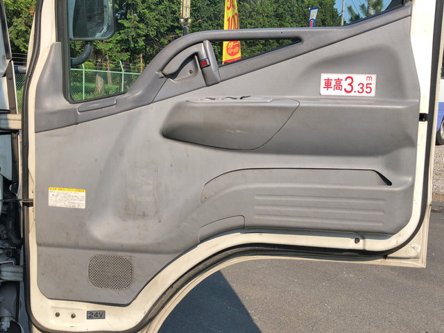 三菱ふそうキャンター高所作業車小型（2t・3t）[写真31]