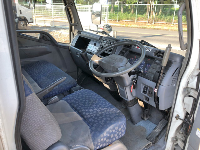 三菱ふそうキャンター高所作業車小型（2t・3t）[写真34]