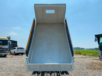 いすゞフォワードダンプ中型（4t）[写真12]