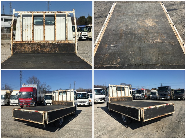 三菱ふそうキャンター平ボディ小型（2t・3t）[写真11]