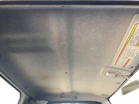 三菱ふそうキャンター平ボディ小型（2t・3t）[写真27]