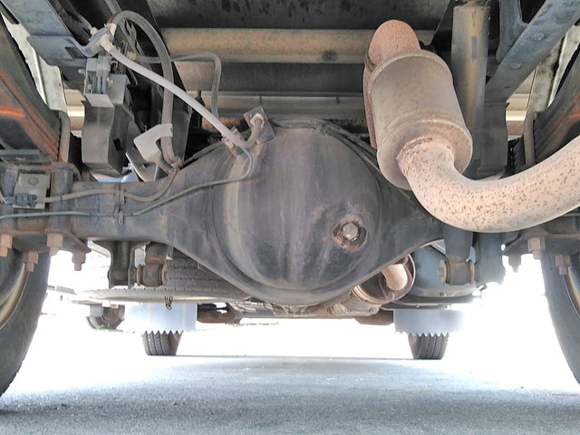 いすゞエルフアルミバン小型（2t・3t）[写真26]