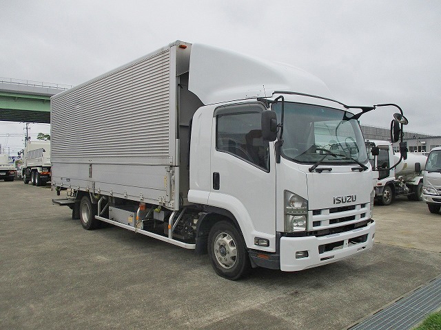 いすゞフォワードアルミウイング中型（4t）[写真03]