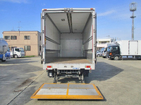 いすゞフォワードアルミウイング中型（4t）[写真09]