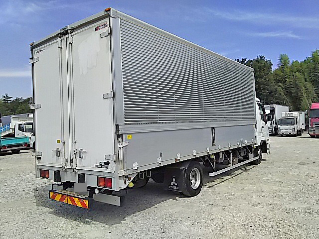 三菱ふそうファイターアルミウイング中型（4t）[写真02]