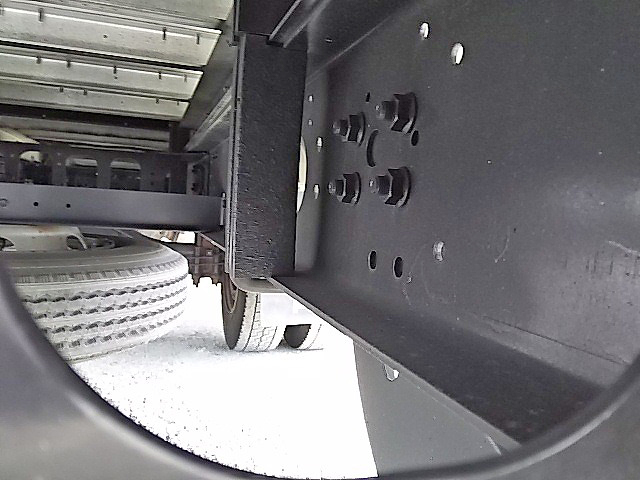 三菱ふそうファイターアルミウイング中型（4t）[写真25]