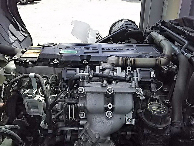 三菱ふそうファイターアルミウイング中型（4t）[写真26]