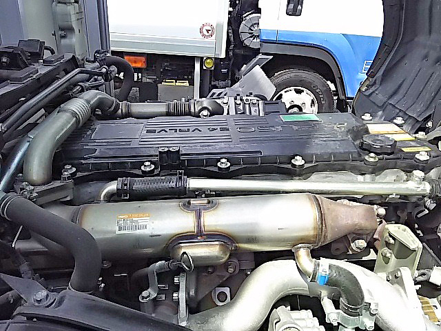 三菱ふそうファイターアルミウイング中型（4t）[写真27]