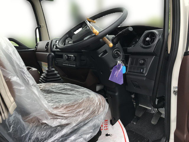 日野レンジャー冷凍車（冷蔵車）中型（4t）[写真25]