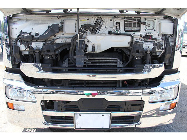 UDトラックスクオンアルミウイング大型（10t）[写真17]