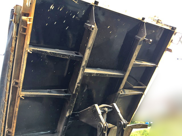 日野レンジャーダンプ中型（4t）[写真15]