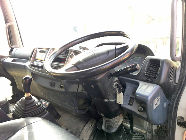 日野レンジャーダンプ中型（4t）[写真38]