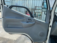 日野デュトロ平ボディ小型（2t・3t）[写真28]