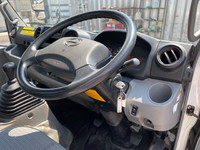 日野デュトロ平ボディ小型（2t・3t）[写真34]