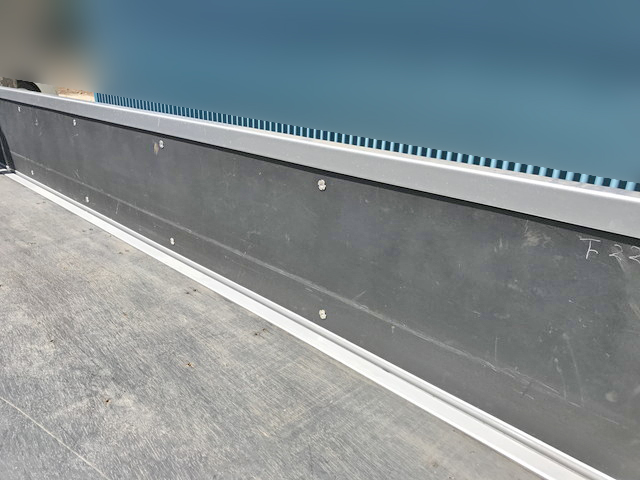 日産アトラス平ボディ小型（2t・3t）[写真10]