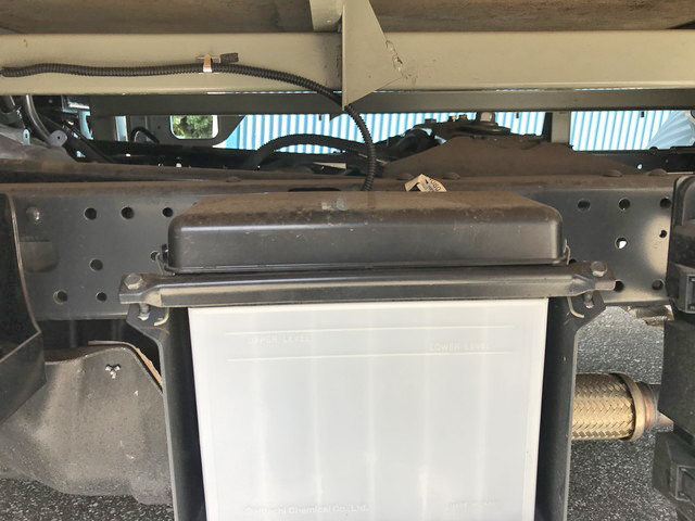 日産アトラス平ボディ小型（2t・3t）[写真14]