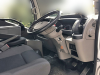 日産アトラス平ボディ小型（2t・3t）[写真16]