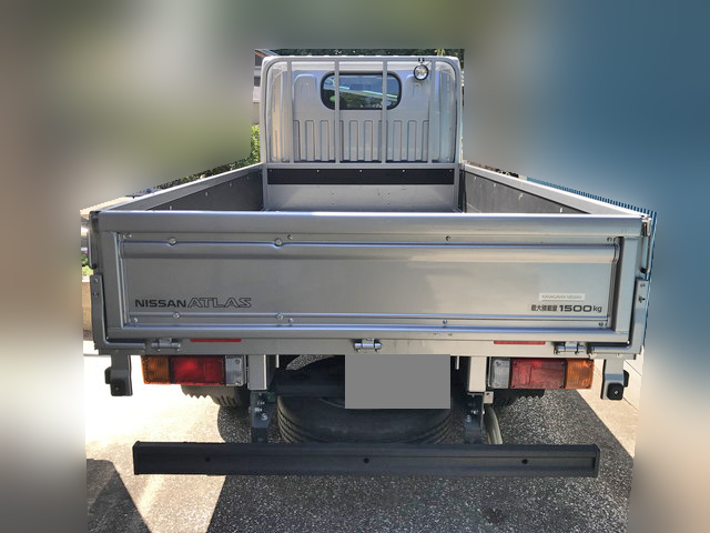 日産アトラス平ボディ小型（2t・3t）[写真06]