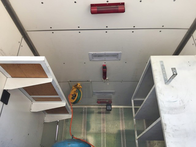 いすゞエルフその他の形状小型（2t・3t）[写真10]