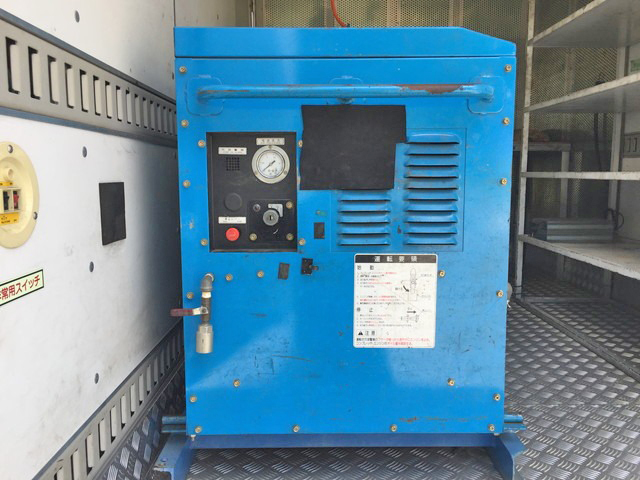 いすゞエルフその他の形状小型（2t・3t）[写真13]