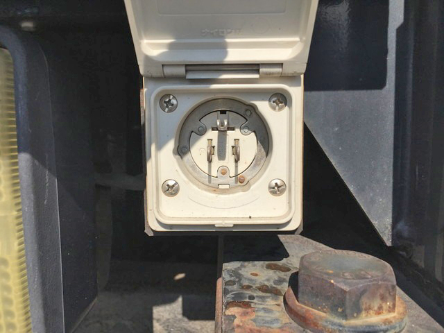 三菱ふそうキャンター高所作業車小型（2t・3t）[写真21]