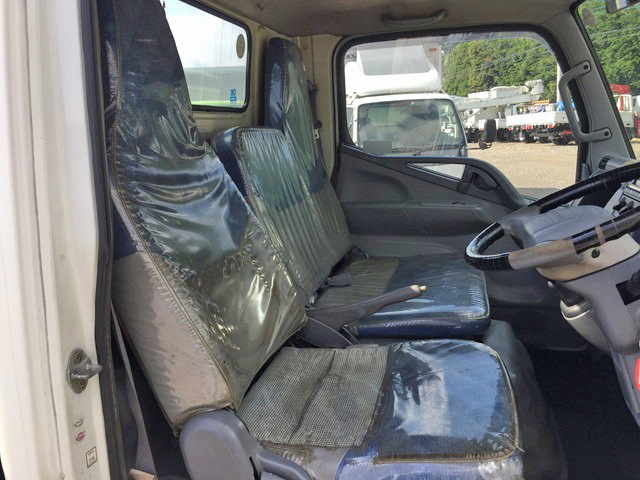 三菱ふそうキャンター高所作業車小型（2t・3t）[写真33]