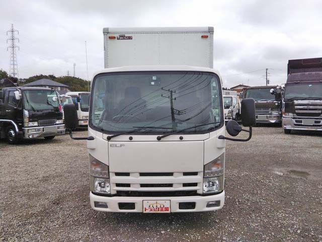 いすゞエルフパネルバン小型（2t・3t）[写真07]