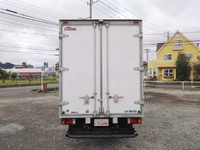 いすゞエルフパネルバン小型（2t・3t）[写真09]