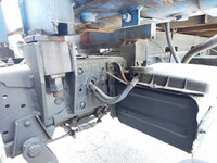 三菱ふそうキャンタークレーン4段小型（2t・3t）[写真16]